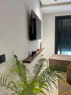 Modern minimaliste retreat in Maarif